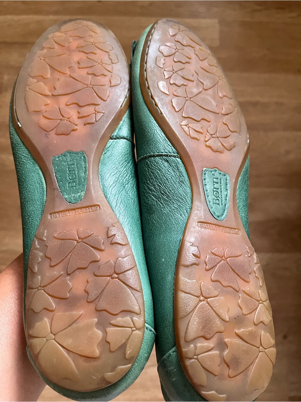 Born (Børn) Green Leather Flower-Toe Ballet Flats – Women's Size 9 - Picture 5 of 6
